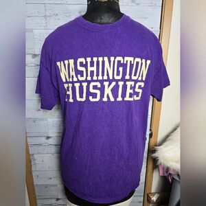 Vintage MV Sport Washington Huskies Purple Tshirt Size Large